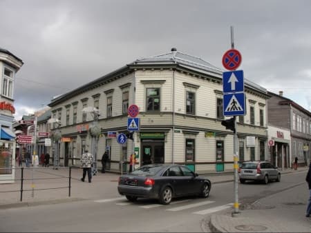 Komerctelpas Tirgoņu iela 25, Liepāja